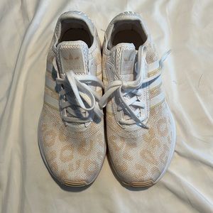 Adidas Leopard Swift Run x